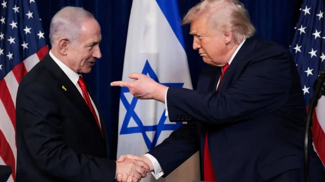 İsrail, Trump’ın İran’da bir çıkış yolu bulamamasını sağlıyor*