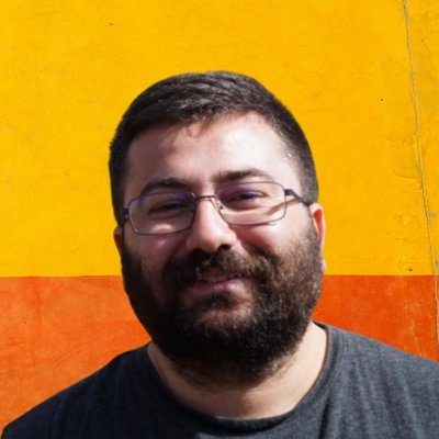 mehmet şafak sarı 30 yıllık profil fotoğrafı sanırım bu