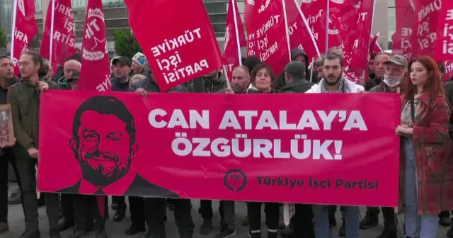 Anayasal hukuk sistemi santim santim çürürken…