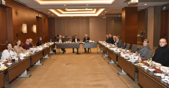 Davutoğlu'nun gözünden “üç” AKP