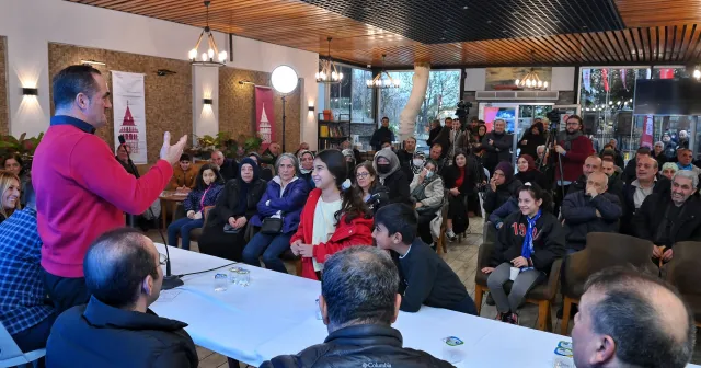 Mahalle Meclisleri arkeolojik kalıntı mı, yerel katılımcılık deneyimi mi?