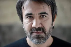 Demirkubuz'dan takipçisine anti-feminist tepki
