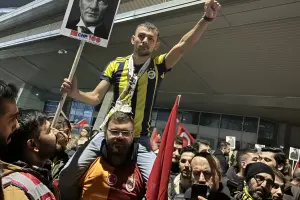 Takımlarımız İstanbul'da coşkuyla karşılandı!