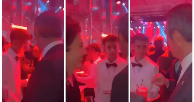 O garson işten çıkarılmış!