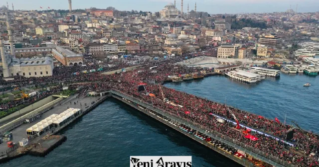 Galata Köprüsü’nde Filistin mitingi!