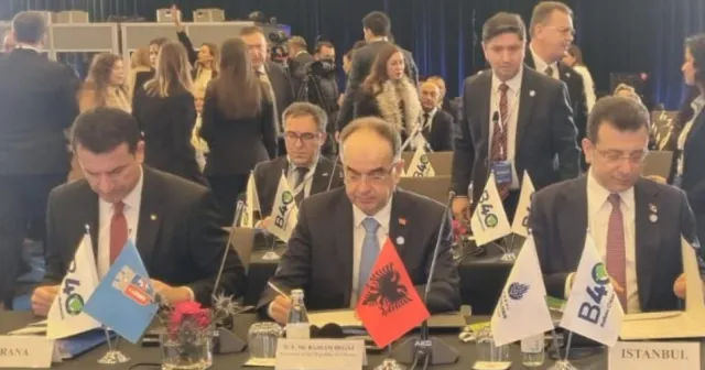 Ekrem İmamoğlu Tiran’da!