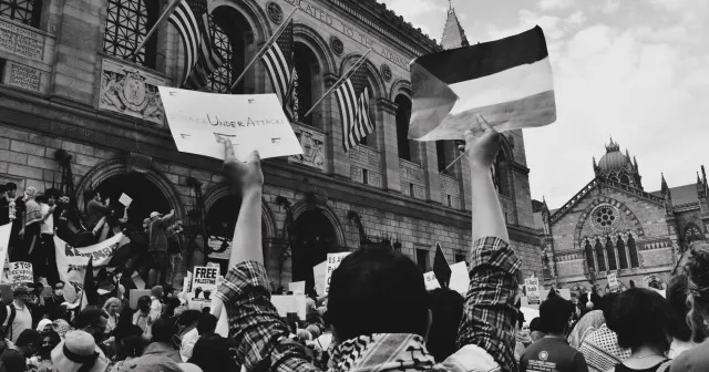 Lahey ve Yemen’de iki yeni cephe 