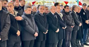 Altan Öymen’in eşi toprağa veriliyor