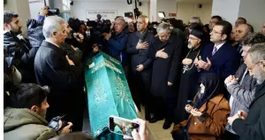 Ekrem İmamoğlu kilise saldırısında hayatını kaybeden Tuncer Murat Cihan’ın cenaze törenine katıldı