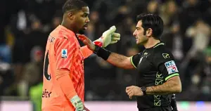 İtalya’da ırkçılık: Udinese-Milan maçı durdu