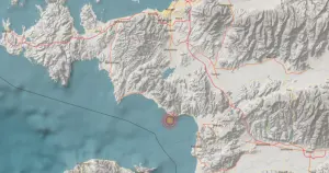 İzmir'de deprem!