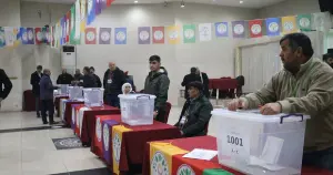 DEM Parti, 14 ilçede belediye başkan adaylarını ön seçimle belirledi