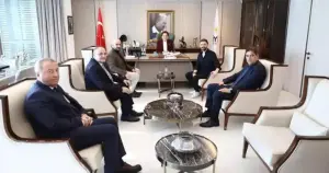 Meral Akşener Serkan Kafkas ve Süha Çardaklı ile görüştü