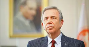 Mansur Yavaş basın mensuplarıyla dijital hayvanat bahçesini gezdi