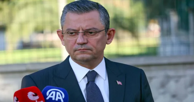 Özgür Özel, hapis cezası alan Erdem Gül'le görüştü