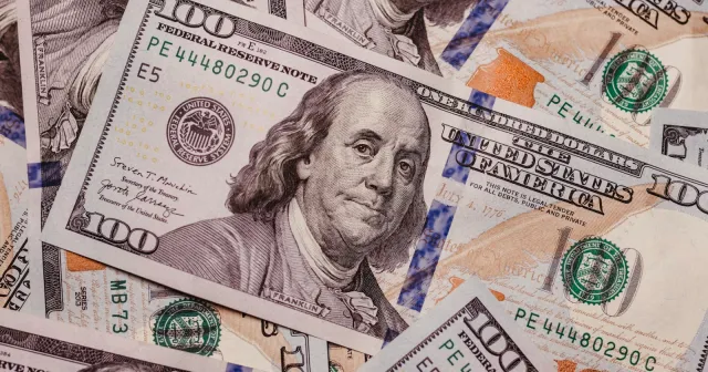 HSBC'den faiz ve dolar tahmini