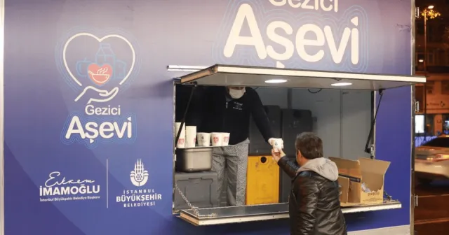 İstanbul Büyükşehir Belediyesi’nin gezici aşevleri göreve başladı