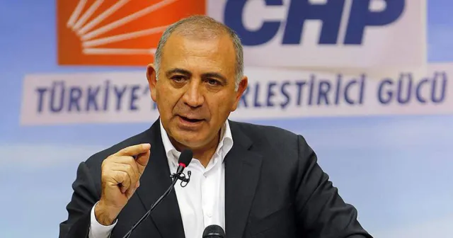 Gürsel Tekin CHP'den istifa etti