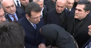 Ekrem İmamoğlu Meral Akşener’in ablasının cenazesine katıldı