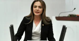 Gamze Akkuş İlgezdi, Genel Kurul'da diş hekimleri için konuştu