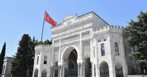 İstanbul Üniversitesi’nin ziyarete açılmasına tepkiler büyüyor