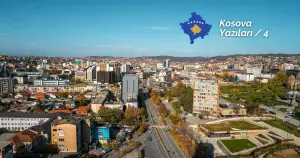 Priştina sokaklarında