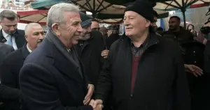 Mansur Yavaş, Tunalı Hilmi Caddesi'nde esnaf ziyareti yaptı