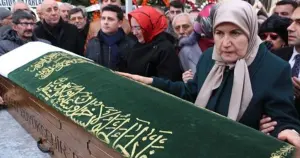 Meral Akşener'in ablası vefat etti
