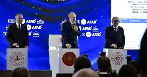 Deprem konutları kura ve anahtar teslim töreni