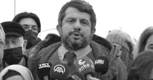 Fermanla eylemli içtüzük değişikliği