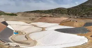 Siyasal birer kategori olarak hakikatler ve hayaletler