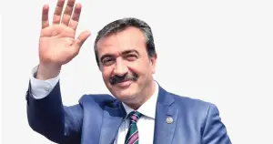 Çukurova Belediye Başkanı Soner Çetin, CHP'den istifa etti