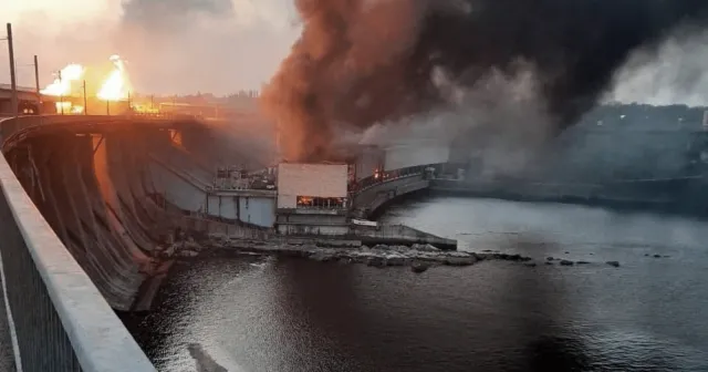 Ukrayna'daki Dnipro Hidroelektrik Santrali vuruldu