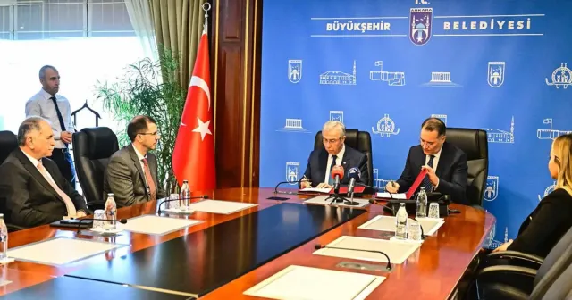 Mansur Yavaş, şeffaflık taahhütnamesini imzaladı