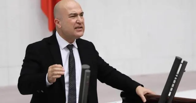 Murat Bakan: Devletin askeri parti liderinin elini öpmez