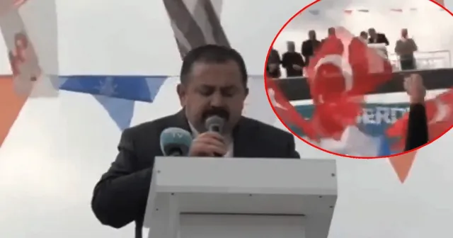 Yozgat'ta AK Partili aday Şabettin Aksoy mikrofonu açık unuttu