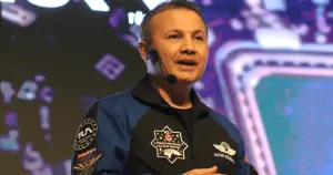 Alper Gezeravcı, Bolu'da gençlerle bir araya geldi