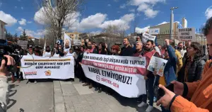 BİRTEK-SEN, 1,5 milyon liralık cezayı protesto etti