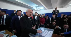Devlet Bahçeli oyunu kullandı