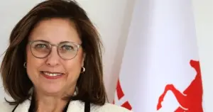 İlay Aksoy, Demokrat Parti Genel Başkan Yardımcılığından istifa etti