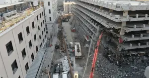 Karaköy Meydan ve Otopark Projesi'nde tarihi buluntular