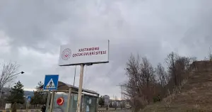 Sevgi evlerinde kalan bebek, yatağında ölü bulundu