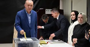 Cumhurbaşkanı Erdoğan, Üsküdar'da oy kullandı