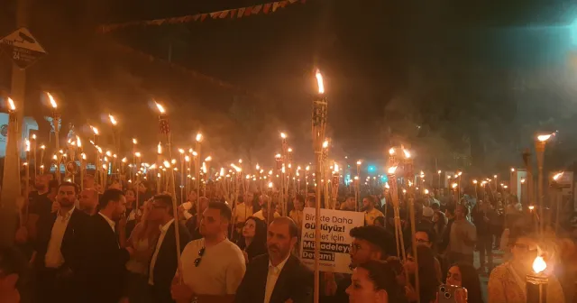 KKTC'li öğrenciler için "Adalete Işık Tut" yürüyüşü düzenlendi