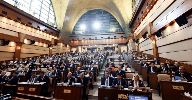İstanbul Büyükşehir Belediye Meclisi'nde MHP ve BBP grup kurdu