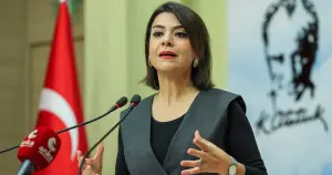 Gamze Taşcıer'den kadının soyadı düzenlemesine tepki