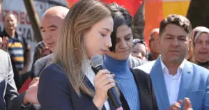 Zeynep Çelik, Türkiyenin en genç kadın belediye başkanı oldu