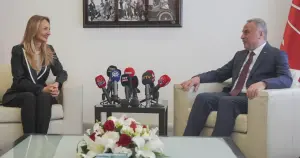 CHP ile AK Parti heyetleri bayramlaştı