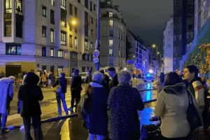 Paris'te bir apartmanda patlama meydana geldi