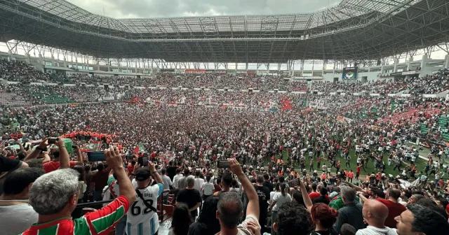 Amedspor, şampiyon olarak TFF 1. Lig'e yükseldi